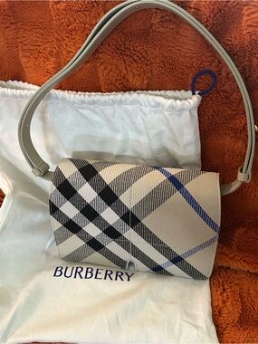 Burberry Snip Shoulder/crossbody bag